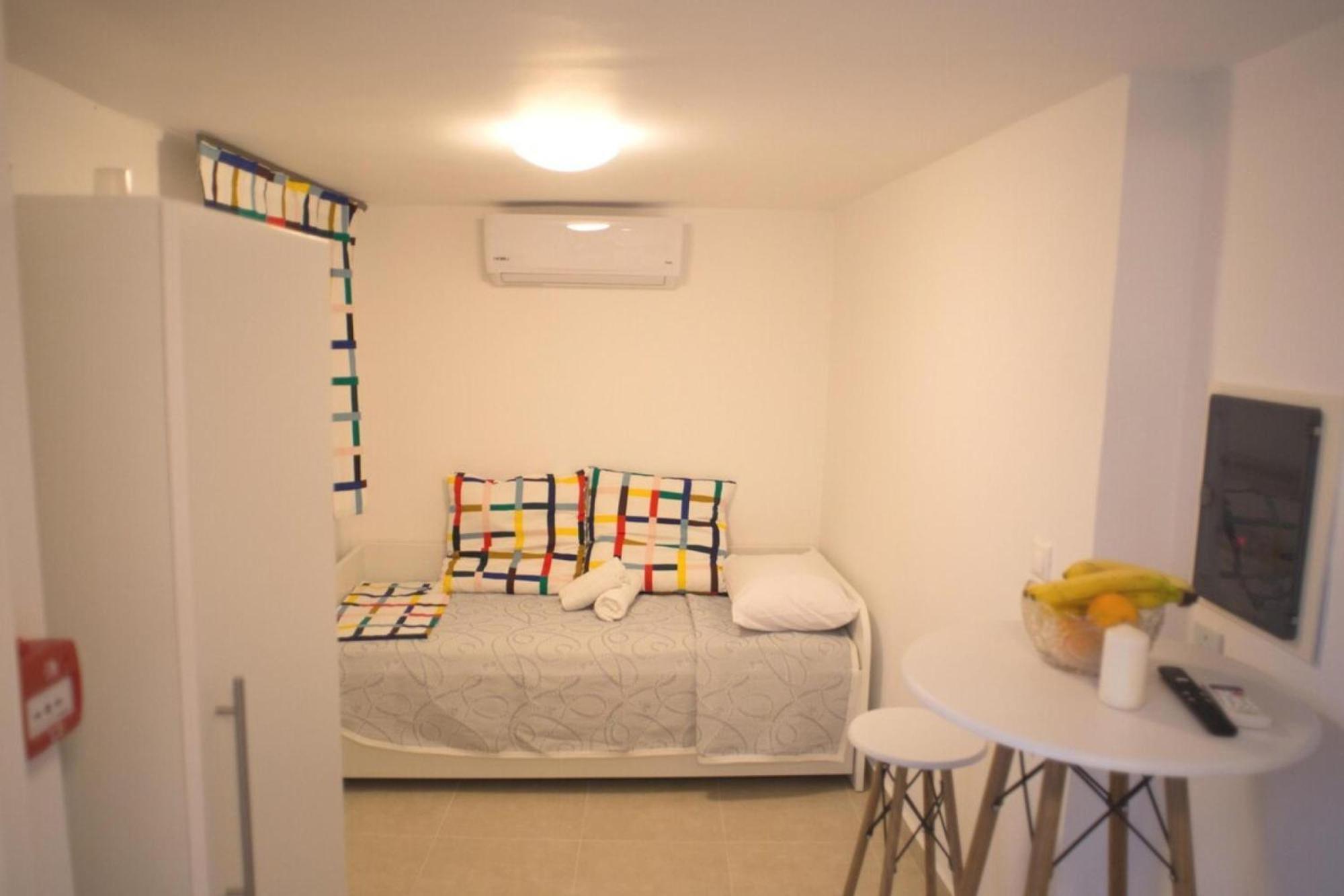 Aimou Studio'S Apartment'S Piraeus Ngoại thất bức ảnh